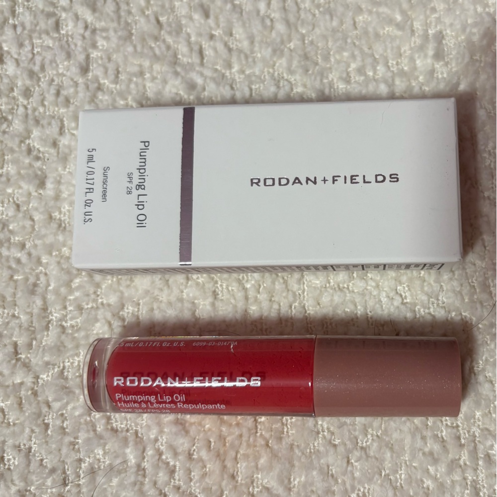 Rodan + Fields Plumping Lip Oil - coral $36